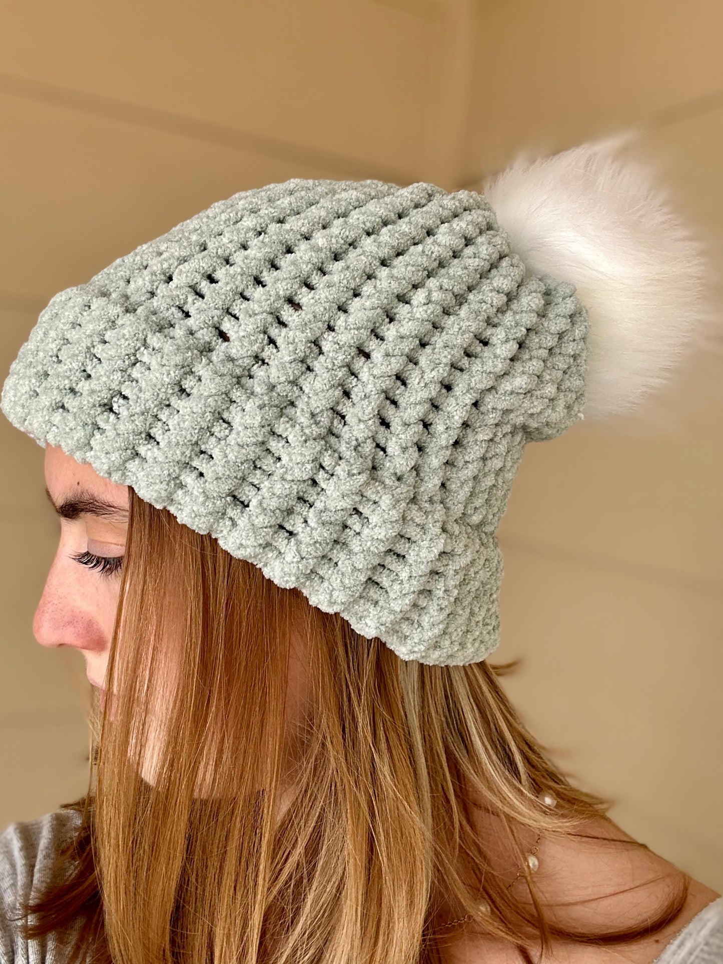 Loom Hat with Puff